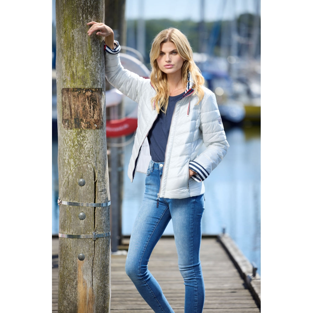 Junge Elizabeth Kv. 66 91-Silver