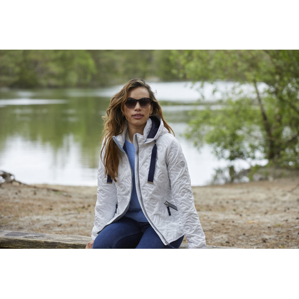 Junge Nivi Kv. 63 10-Ecru