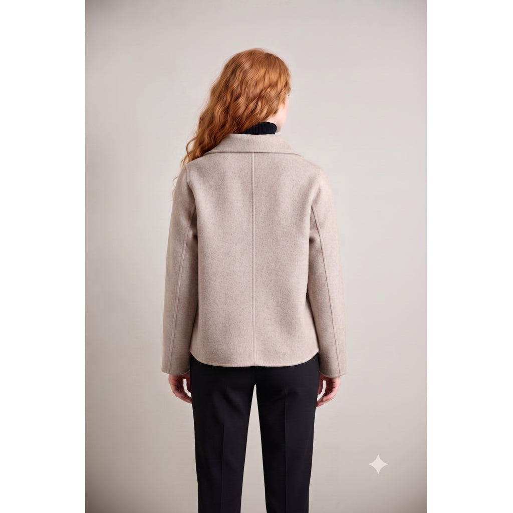 Junge Olivia Kv. 10 63-Taupe