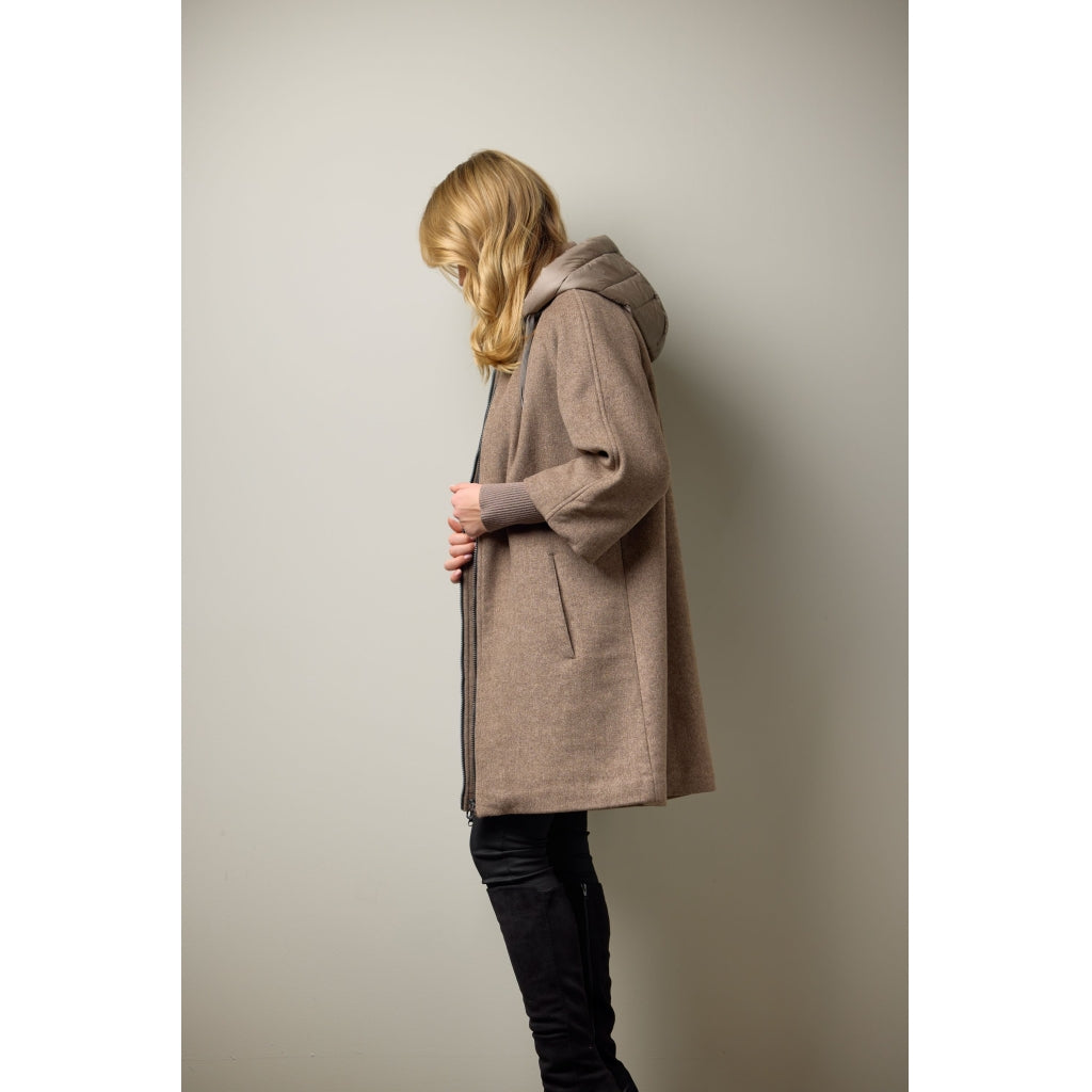 Junge Othea Kv. 10 65-Deer