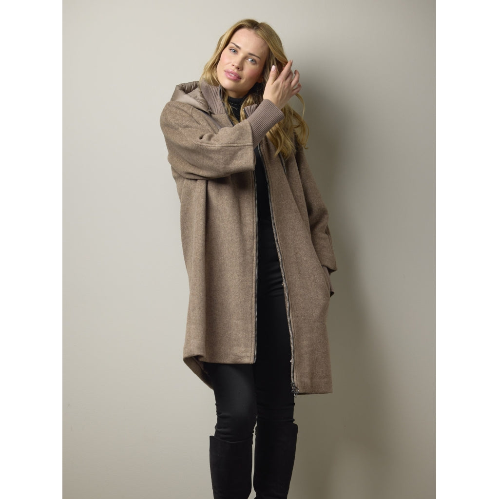 Junge Othea Kv. 10 65-Deer