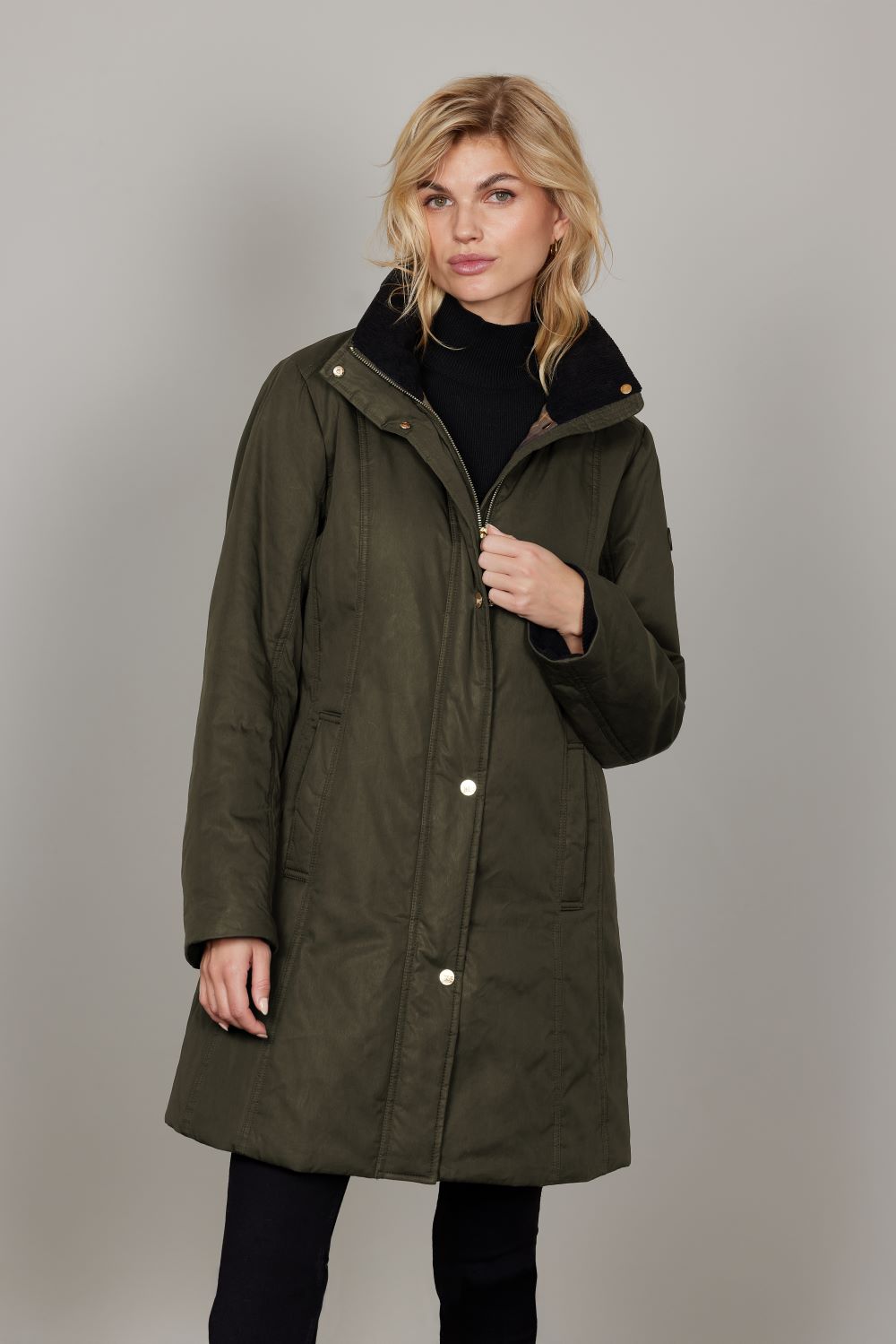 Junge Megan Kv. 45 45-Olive