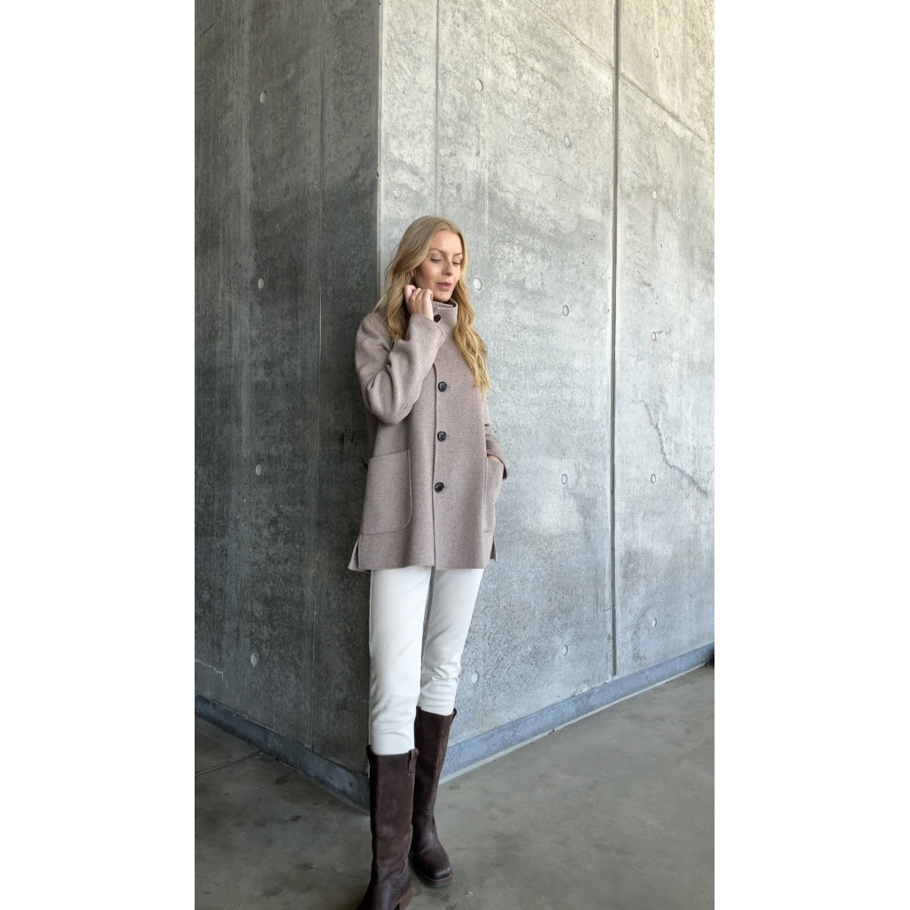 Junge Oline Kv. 10 63-Taupe