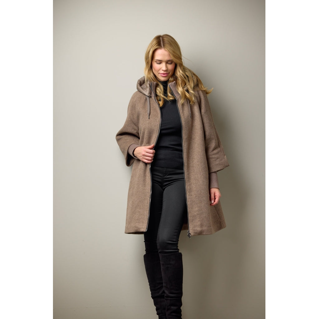 Junge Othea Kv. 10 65-Deer