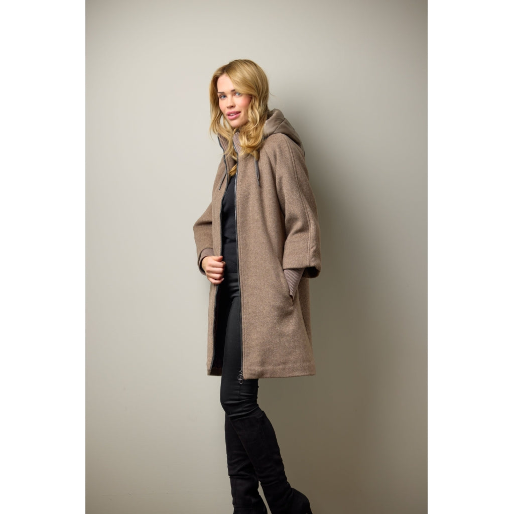 Junge Othea Kv. 10 65-Deer