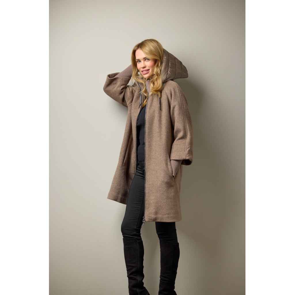 Junge Othea Kv. 10 65-Deer